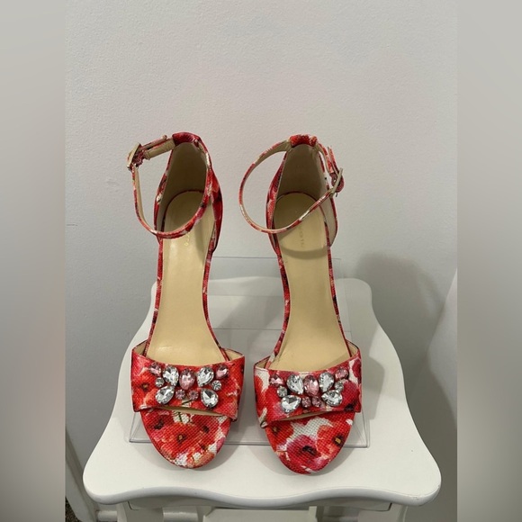 Liz Claiborne Red Heels Elegant Design - Picture 1 of 7